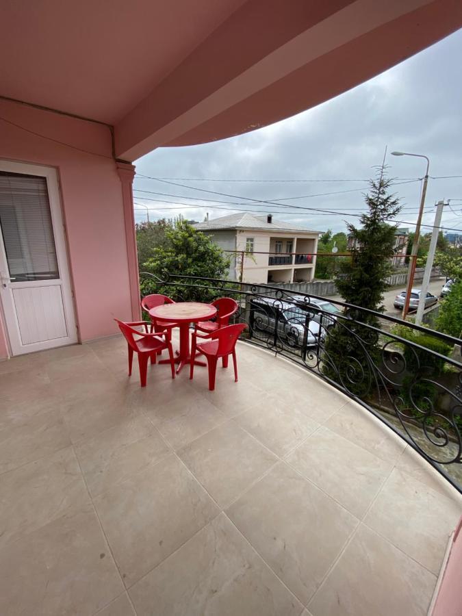 Villa Jakos Paradise Μπατούμι Εξωτερικό φωτογραφία