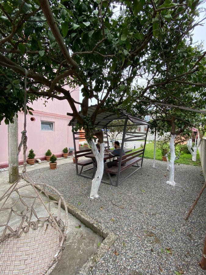 Villa Jakos Paradise Μπατούμι Εξωτερικό φωτογραφία