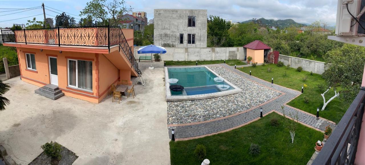 Villa Jakos Paradise Μπατούμι Εξωτερικό φωτογραφία