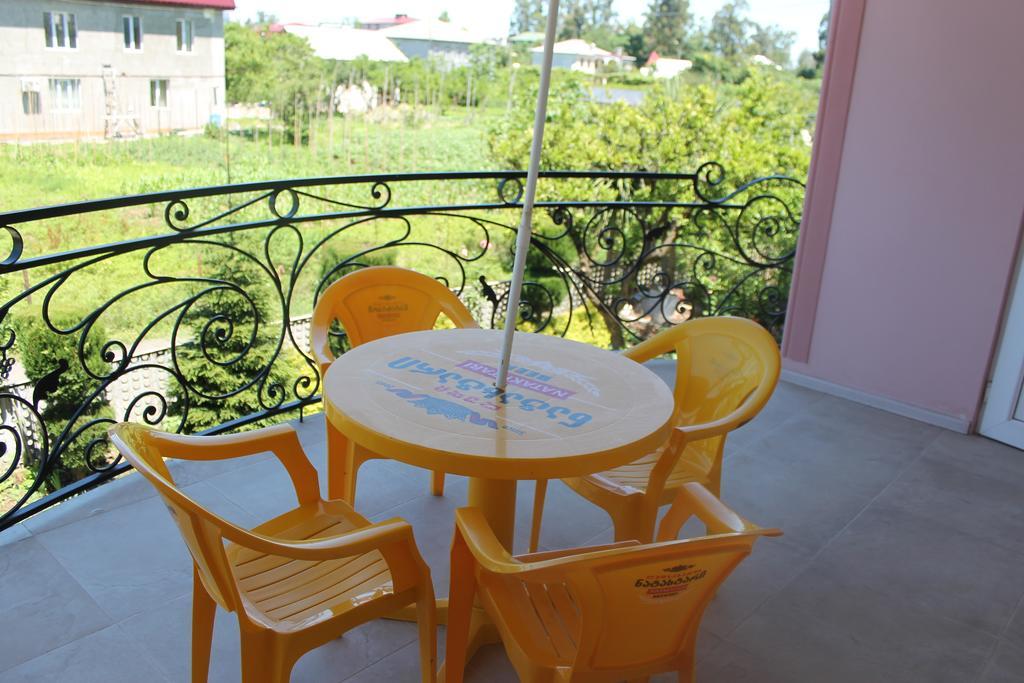 Villa Jakos Paradise Μπατούμι Εξωτερικό φωτογραφία