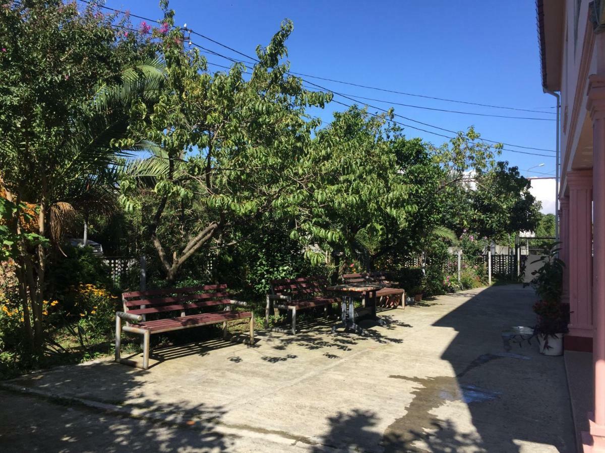 Villa Jakos Paradise Μπατούμι Εξωτερικό φωτογραφία